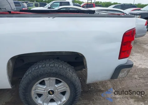 2008 Chevrolet Silverado 1500 Ltz z USA, uszkodzony, nr VIN 3GCEK13J38G214837